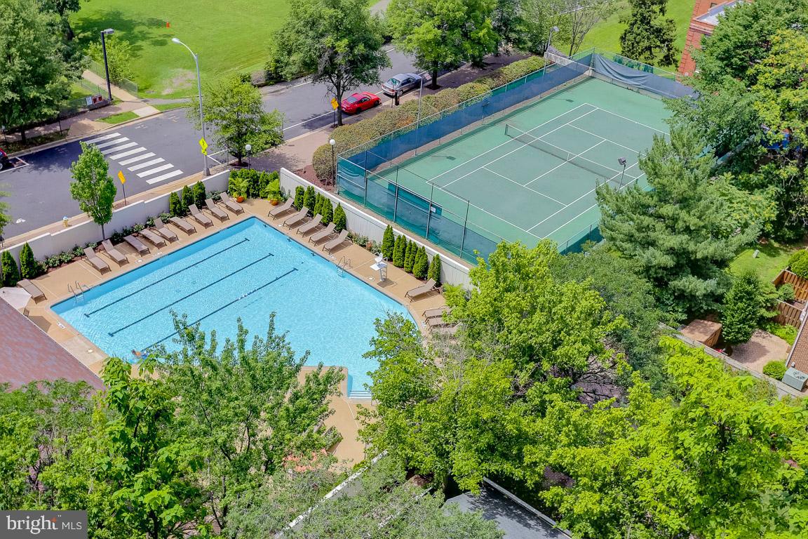 1530 Key Blvd #205