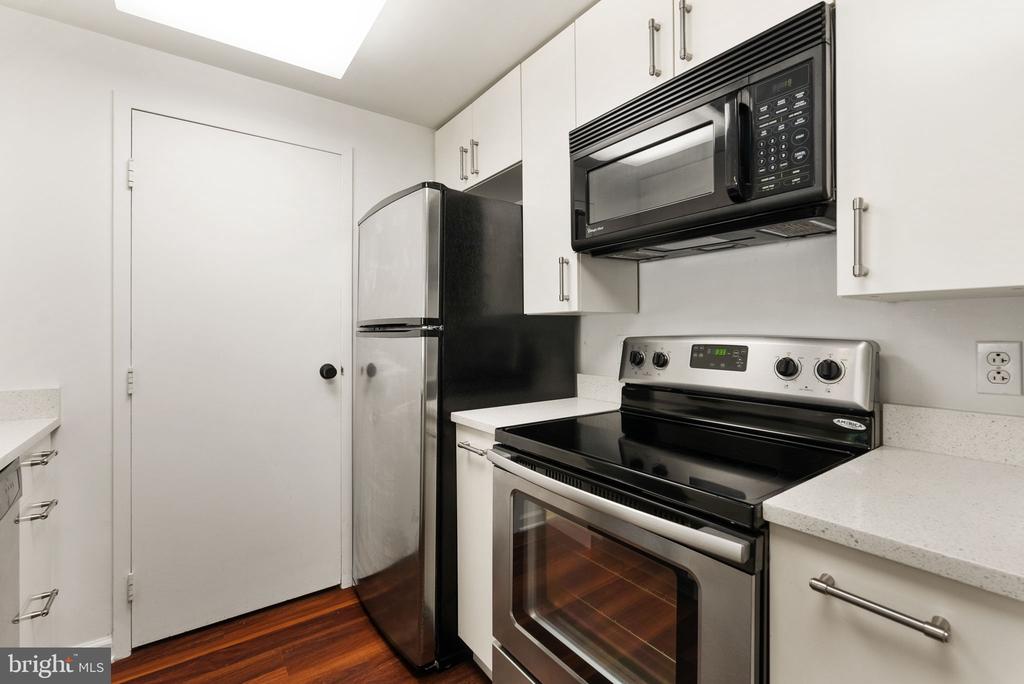 1530 Key Blvd #205