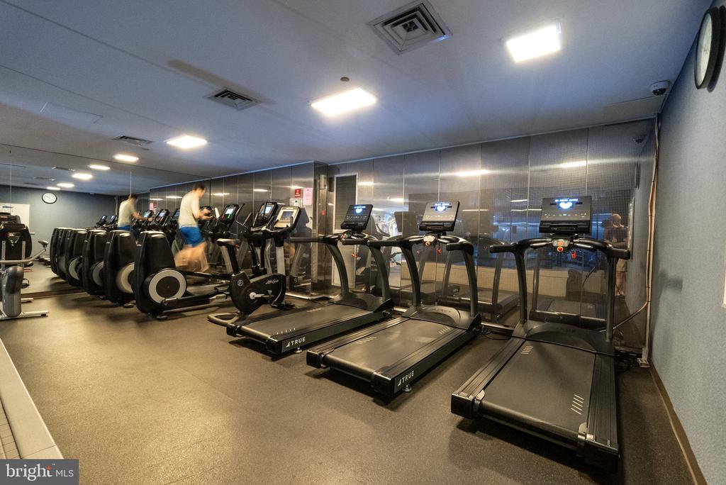 1530 Key Blvd #205