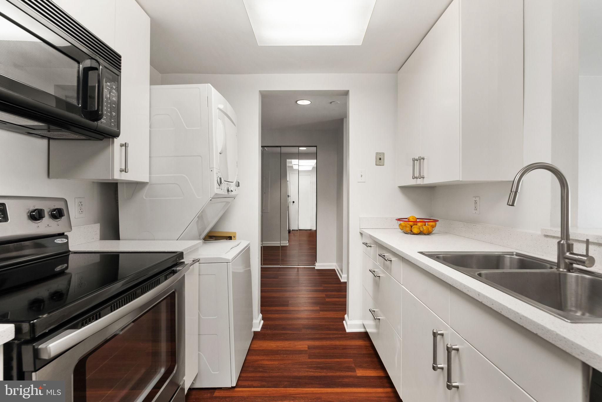 1530 Key Blvd #205