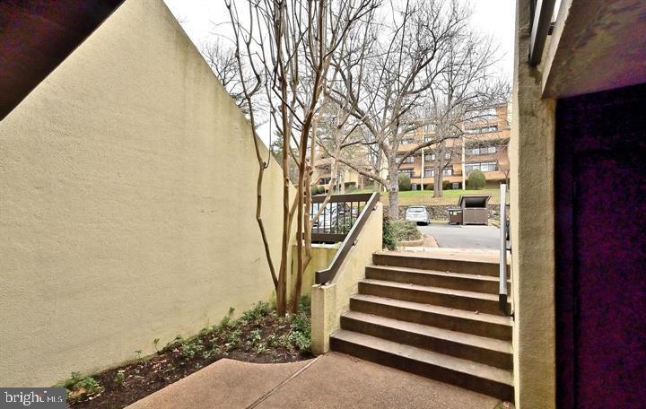 2212 S RANDOLPH ST #1