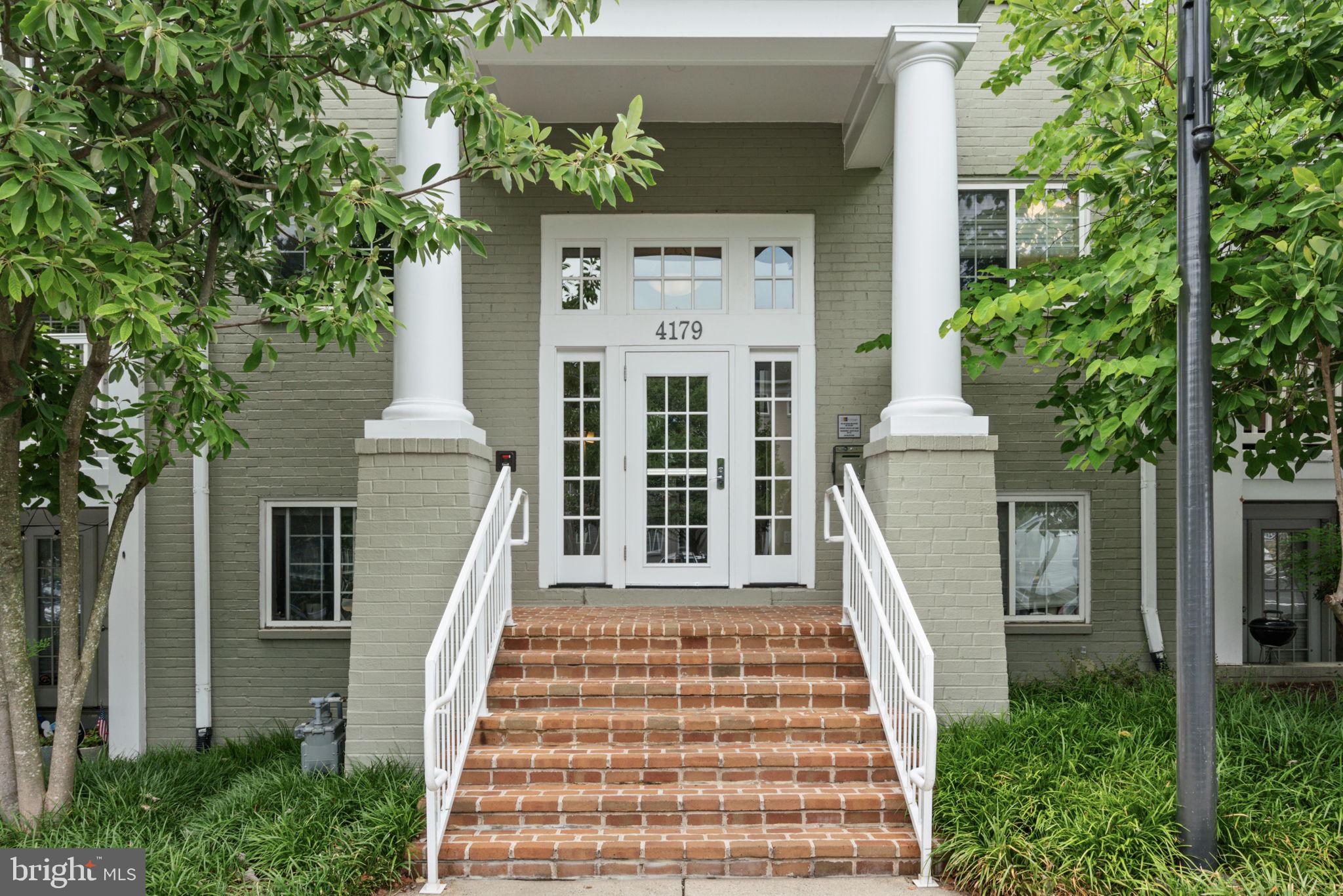 4179 S Four Mile Run Dr #401