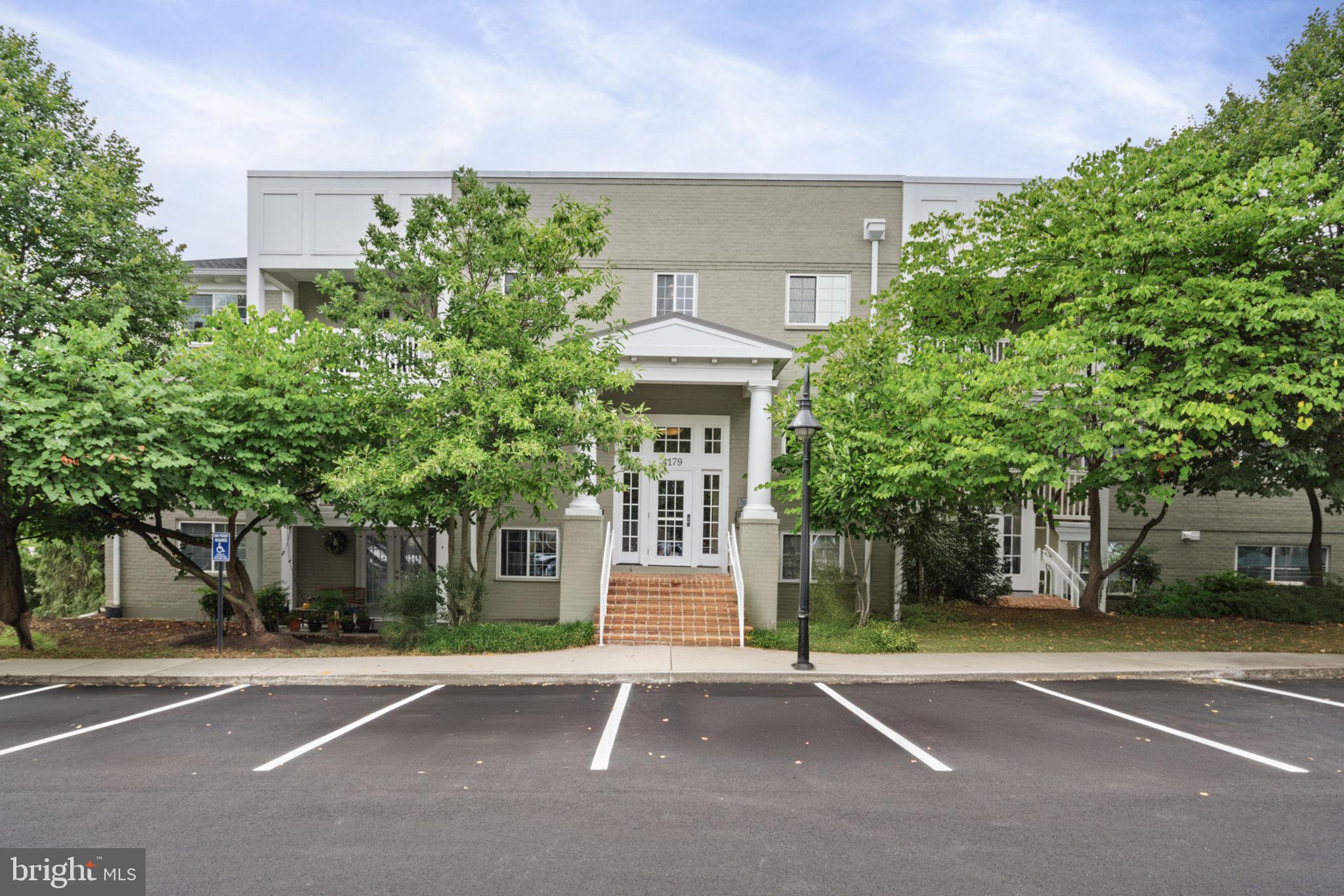 4179 S Four Mile Run Dr #401
