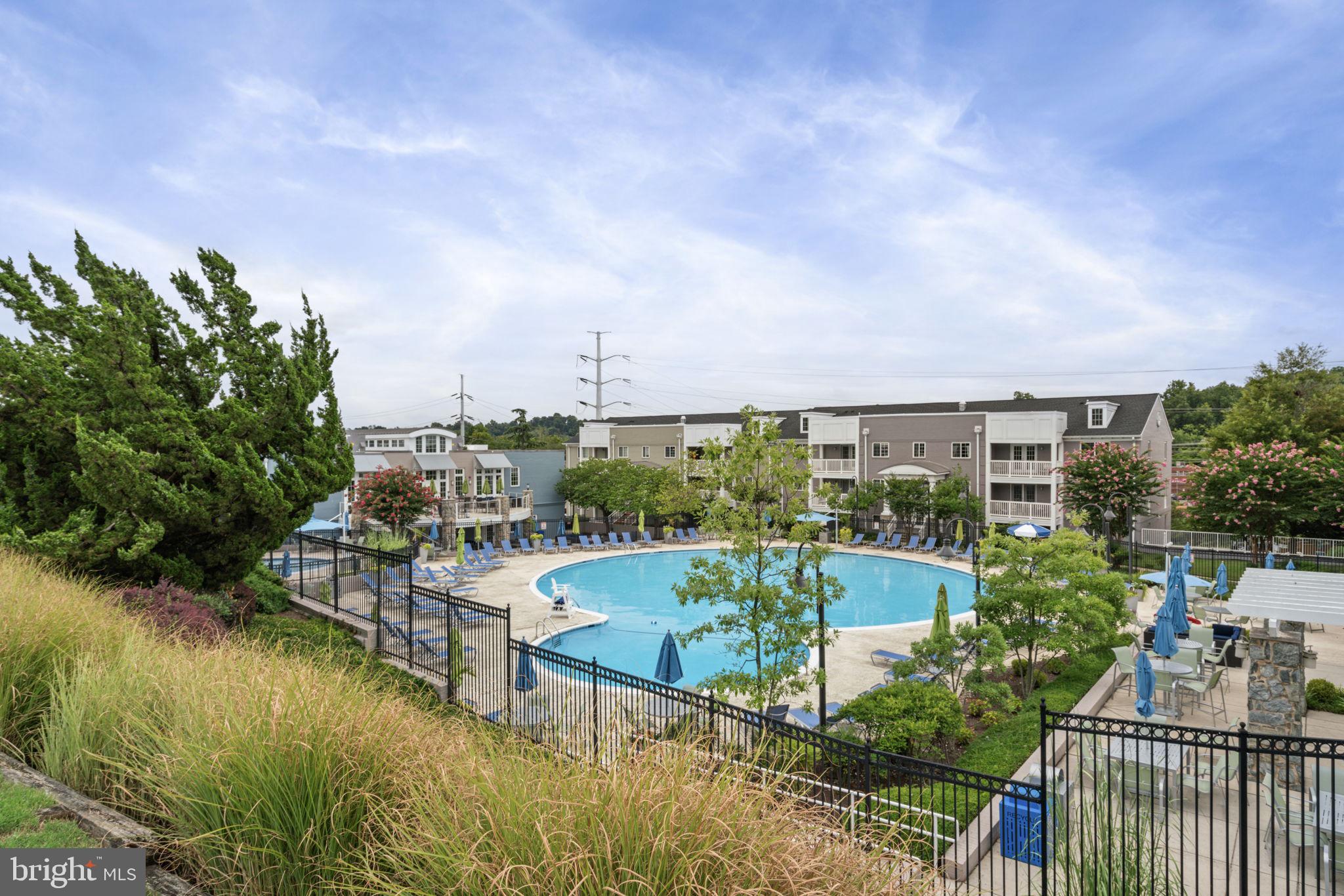 4179 S Four Mile Run Dr #401