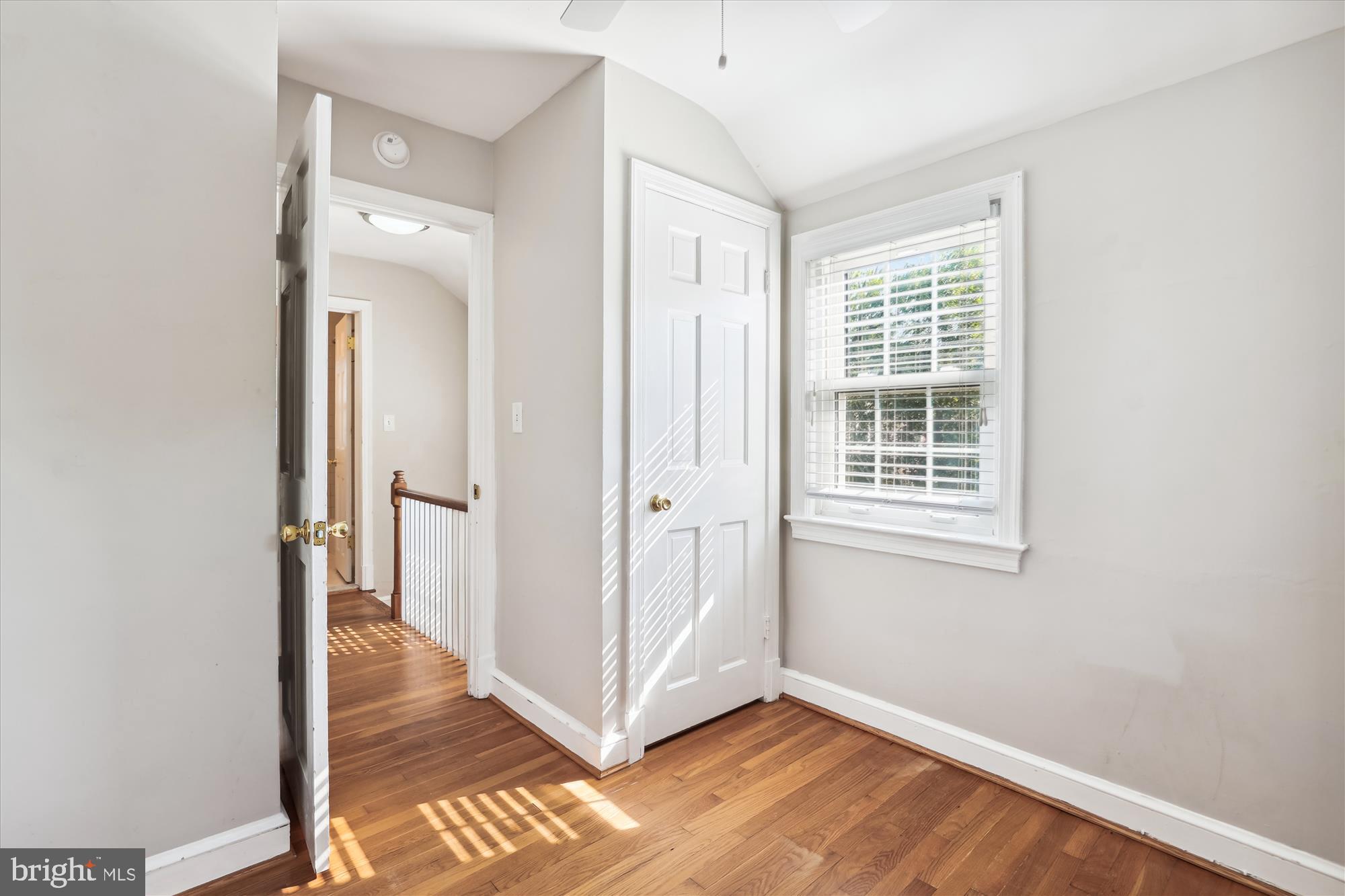 329 N Greenbrier St
