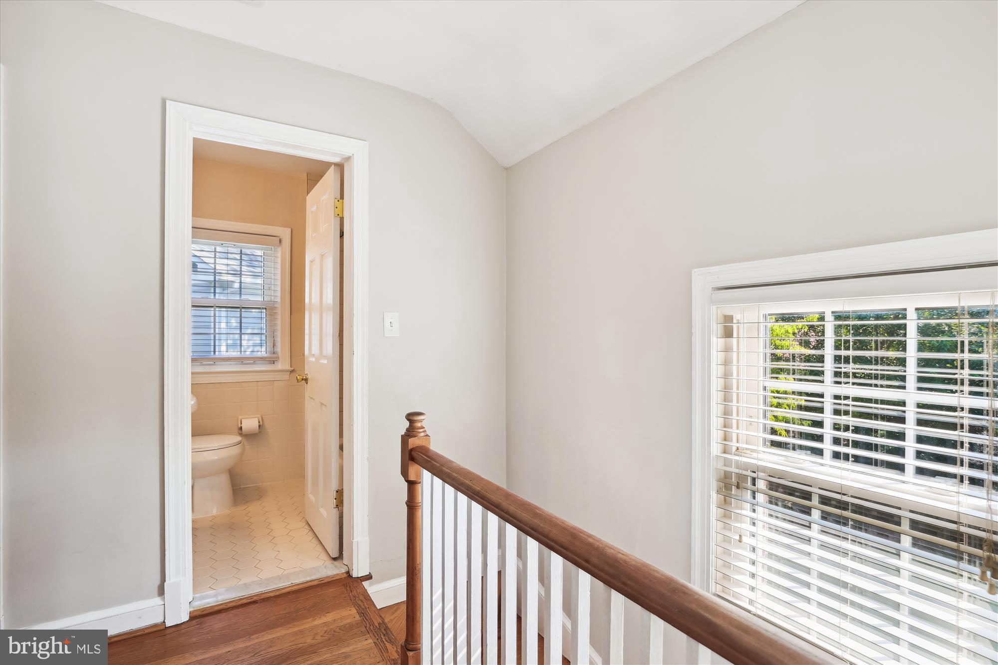 329 N Greenbrier St