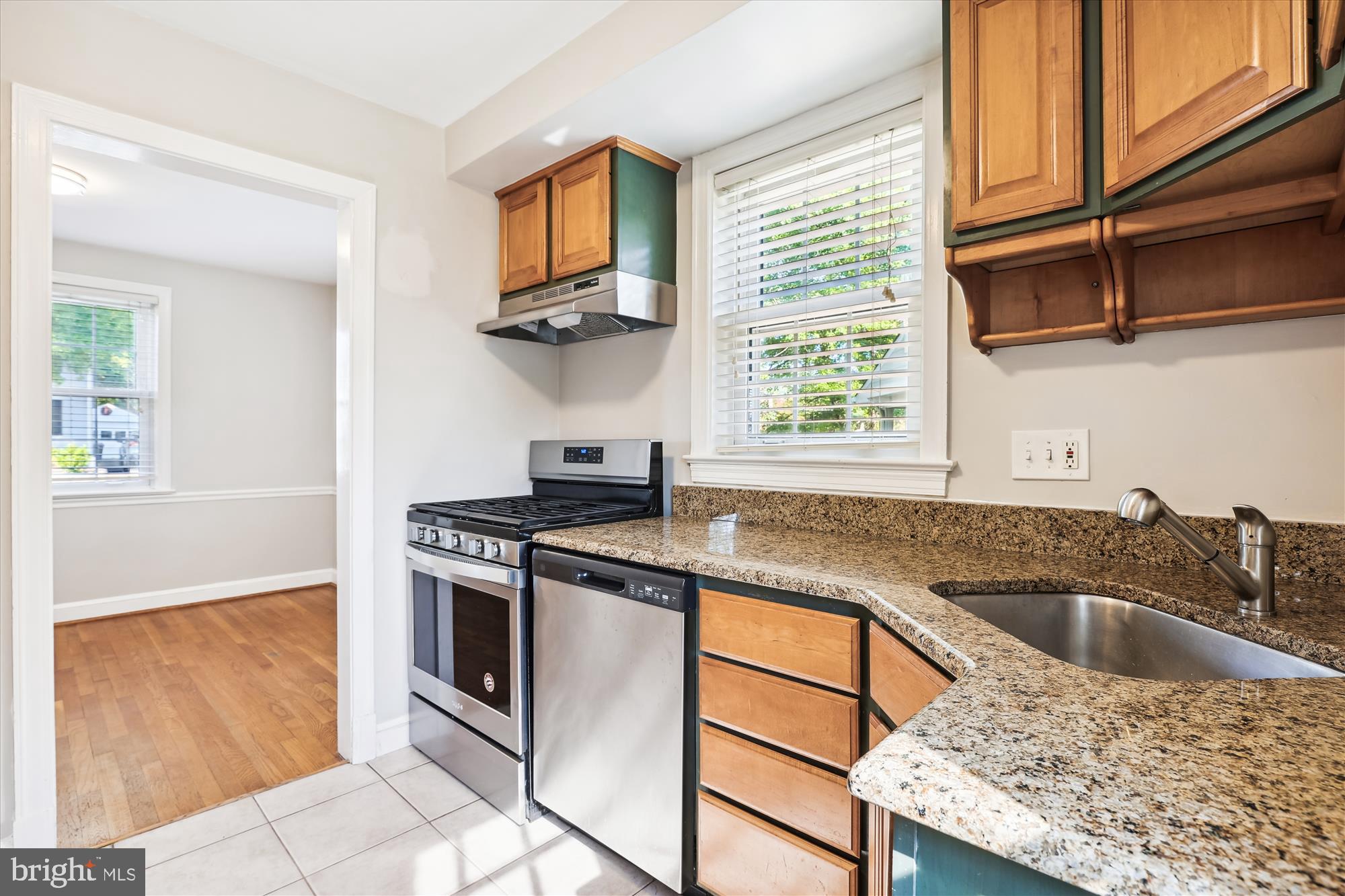 329 N Greenbrier St