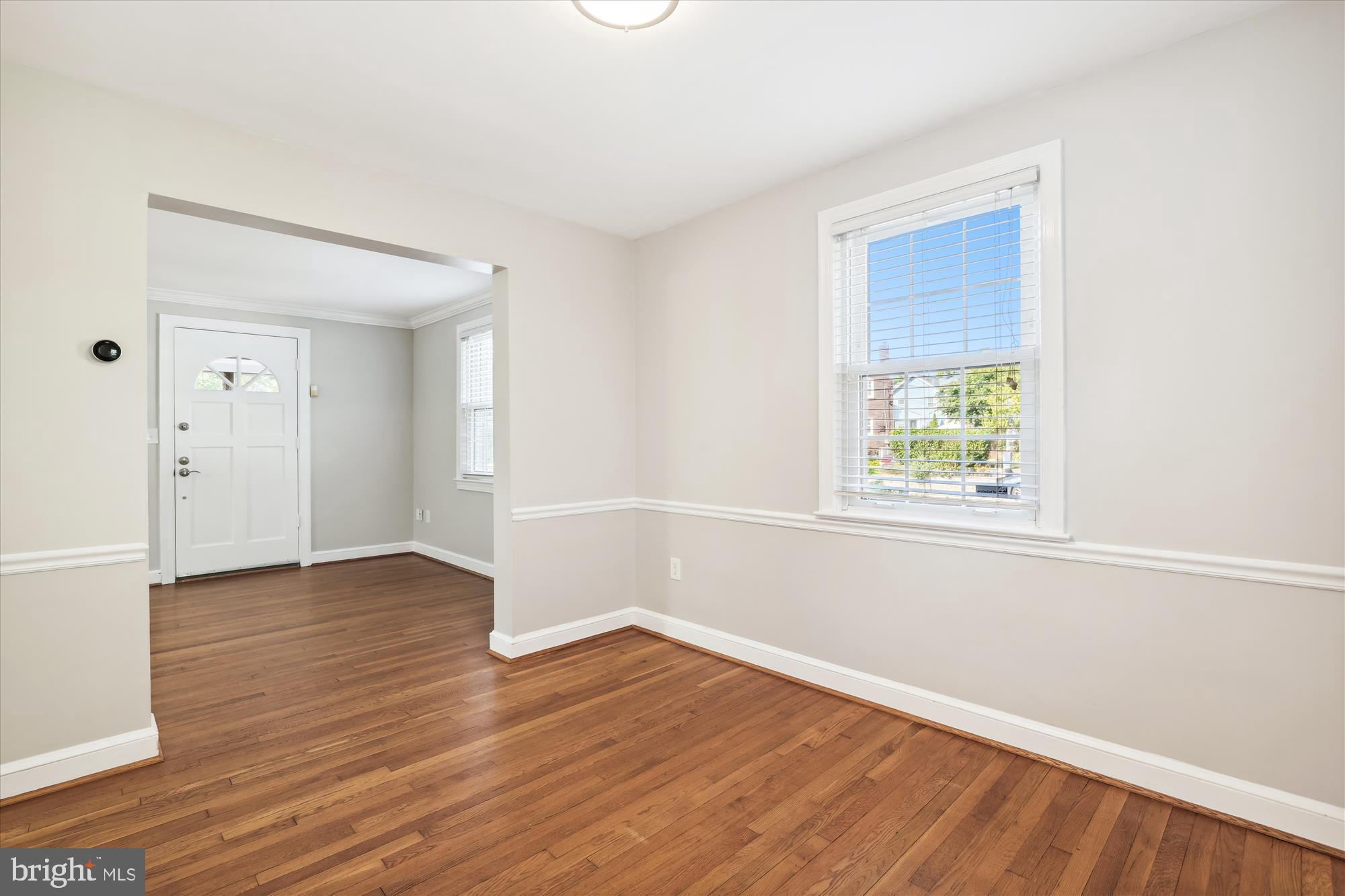 329 N Greenbrier St