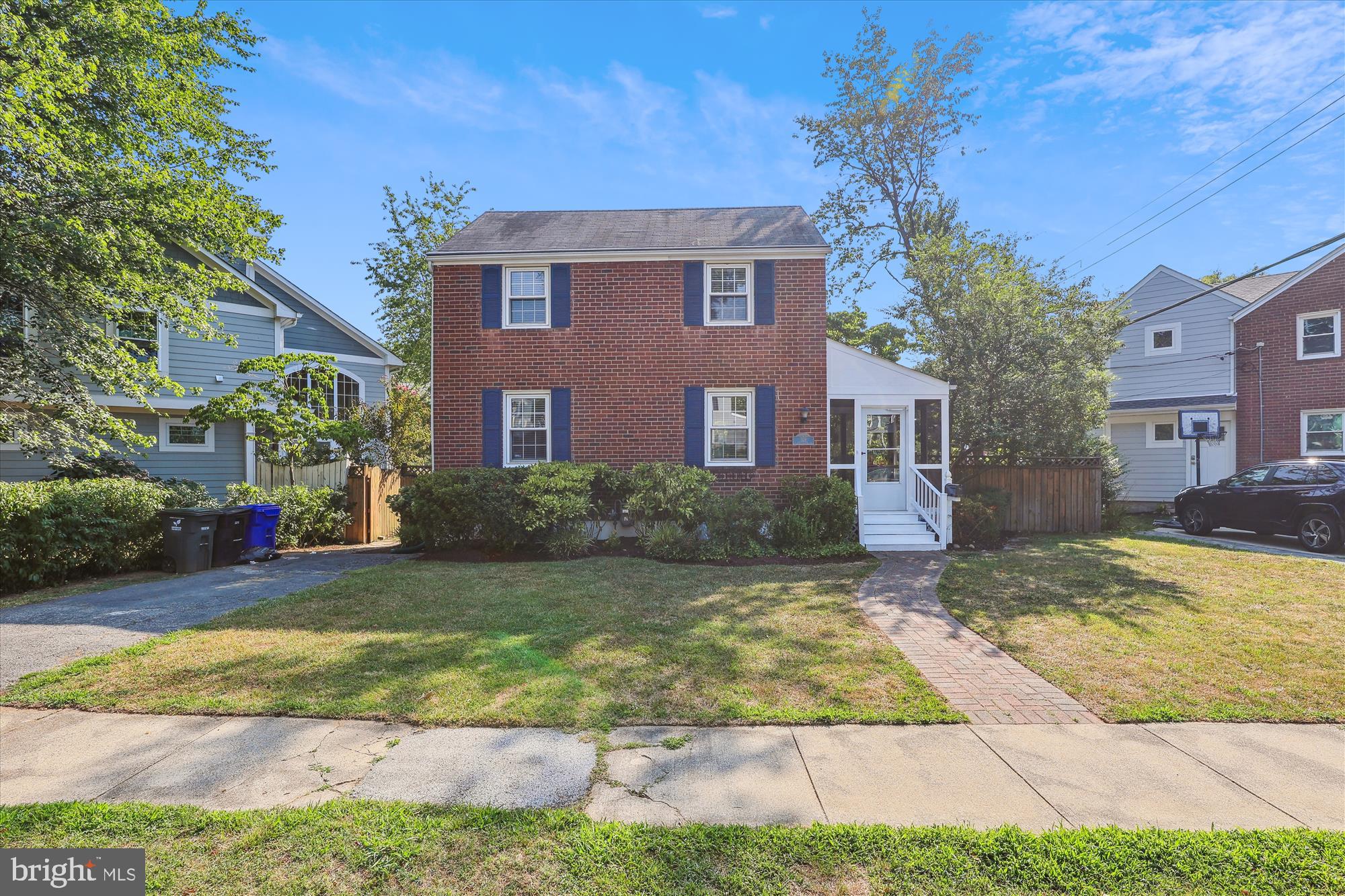 329 N Greenbrier St