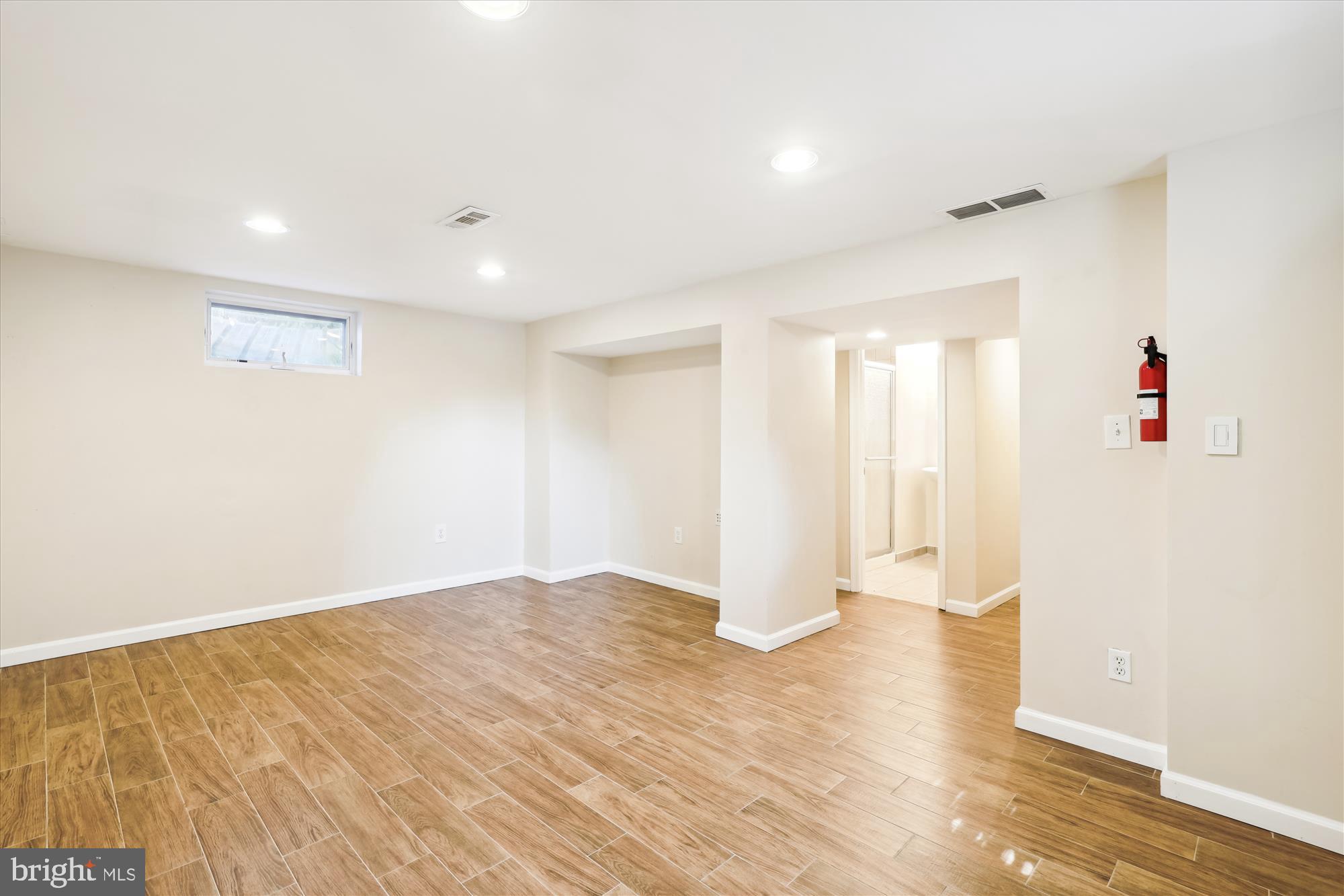 329 N Greenbrier St