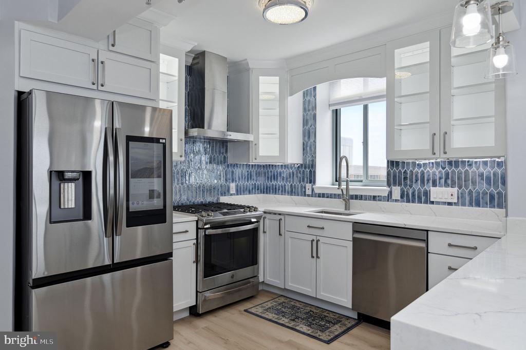 851 N Glebe Rd #1404