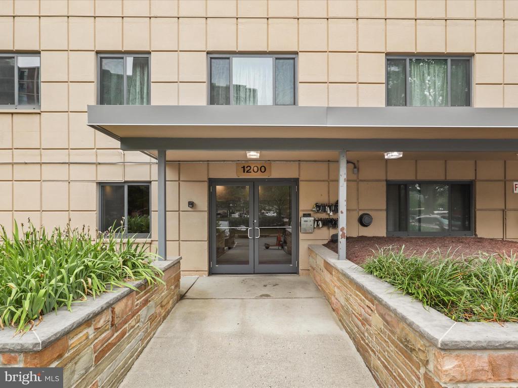 1200 S ARLINGTON RIDGE ROAD 509