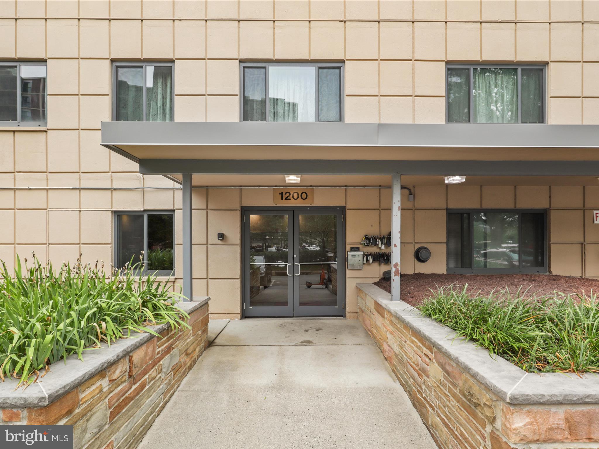 1200 S ARLINGTON RIDGE ROAD 509