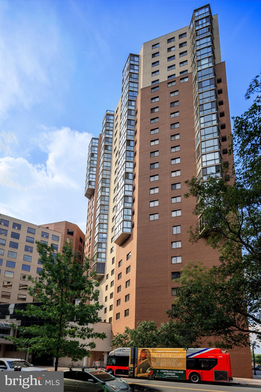900 N Stafford St #1710