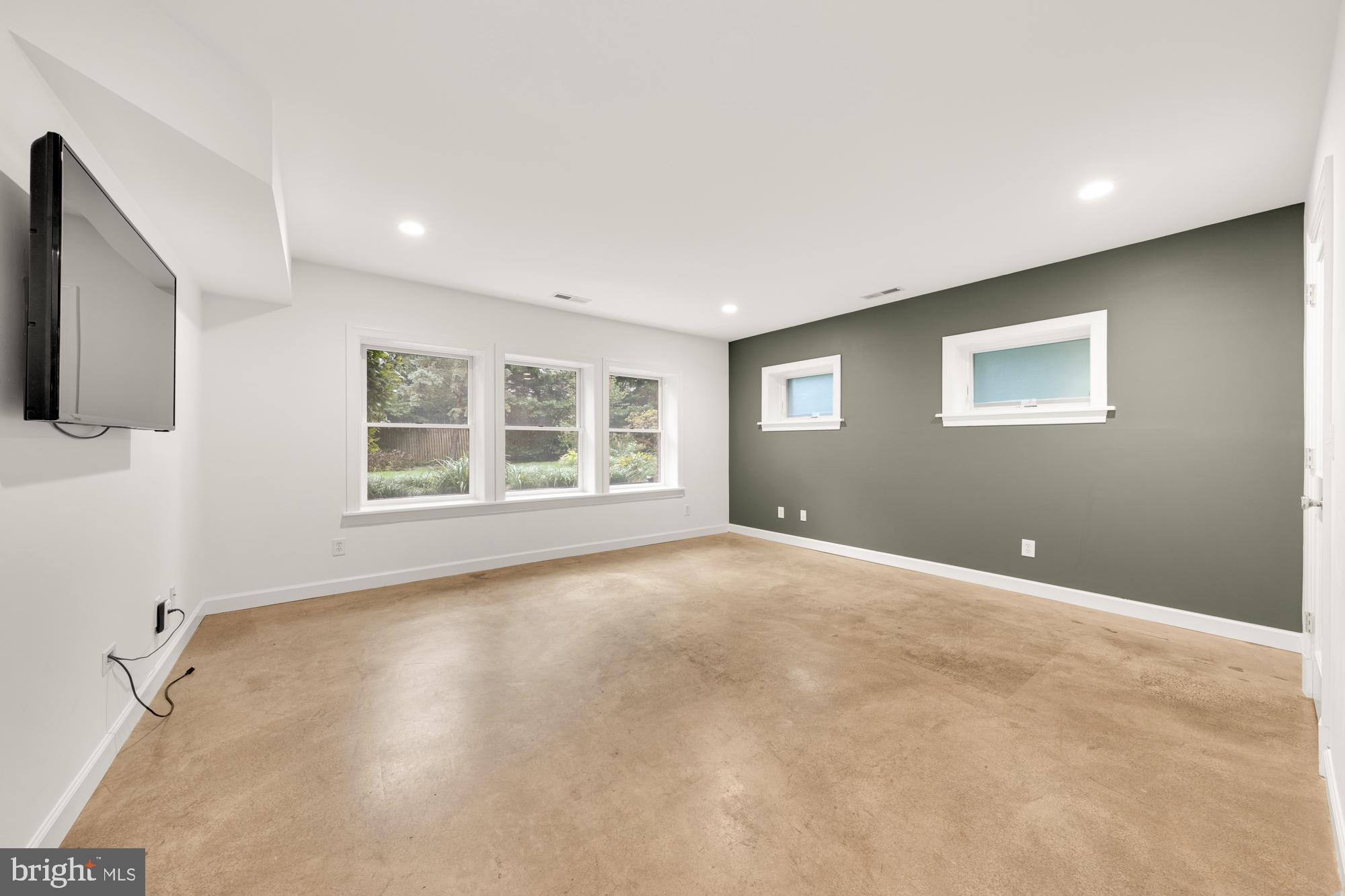 6234 22ND ROAD N