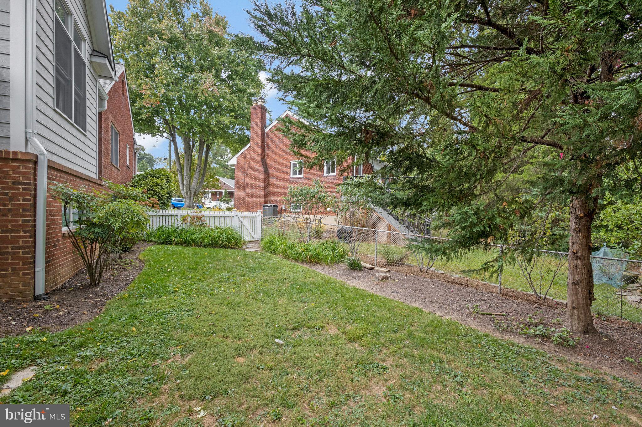 6234 22ND ROAD N