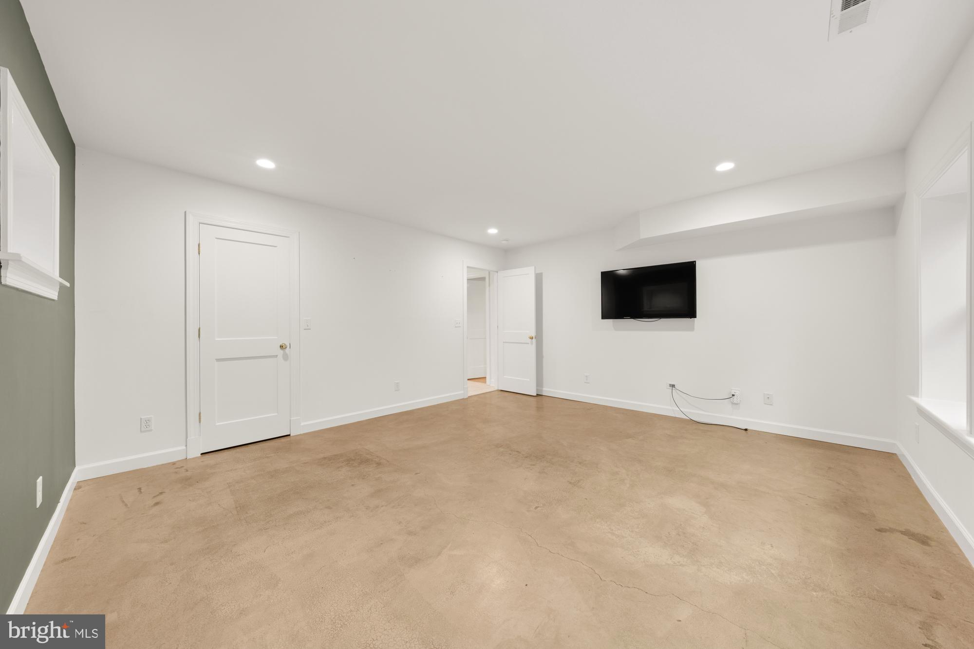 6234 22ND ROAD N