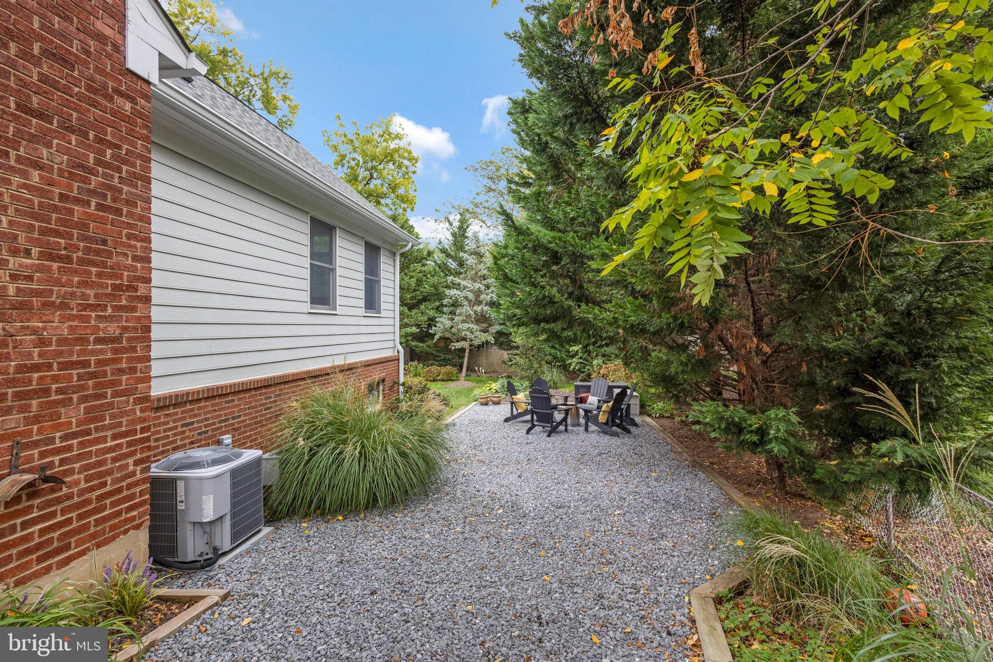 6234 22ND ROAD N
