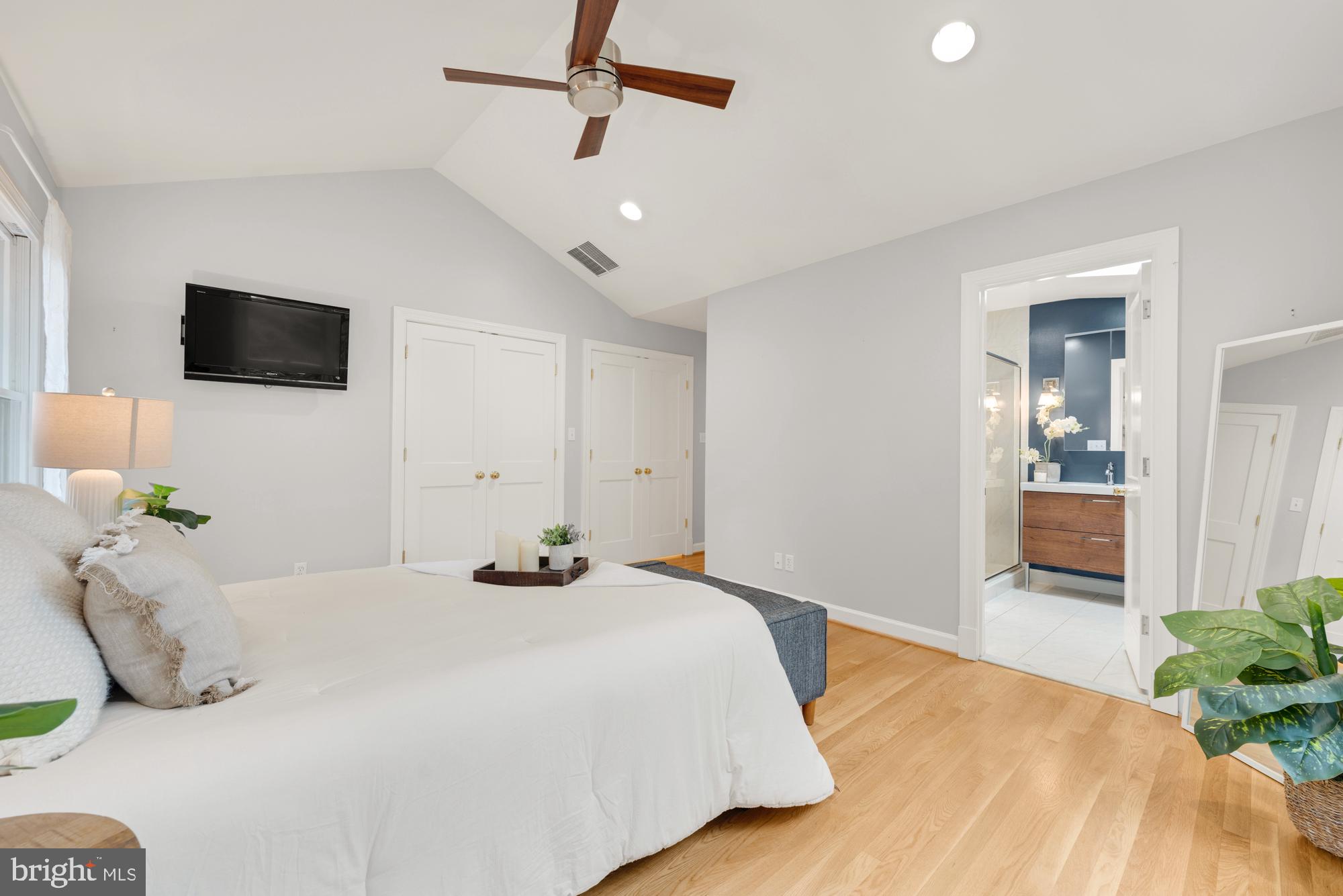 6234 22ND ROAD N