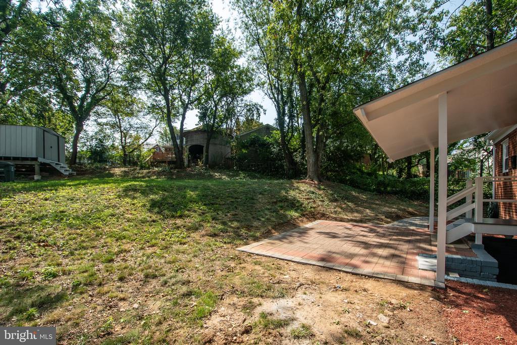 909 N MCKINLEY ROAD