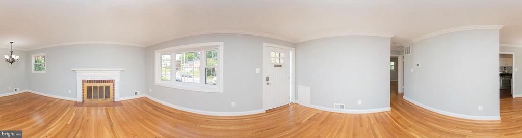 909 N MCKINLEY ROAD