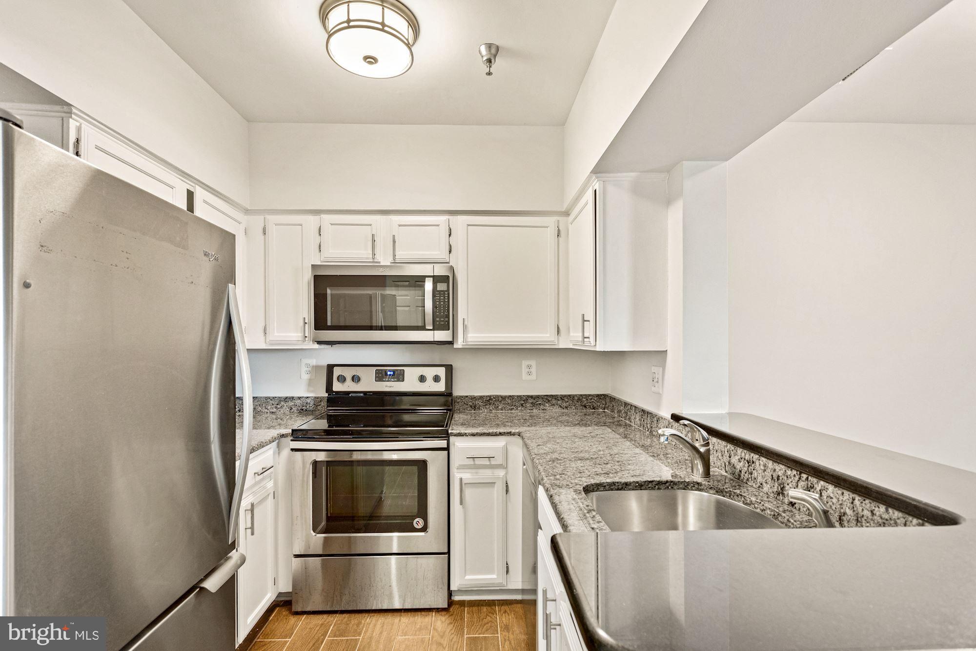 2400 CLARENDON BLVD #PH01