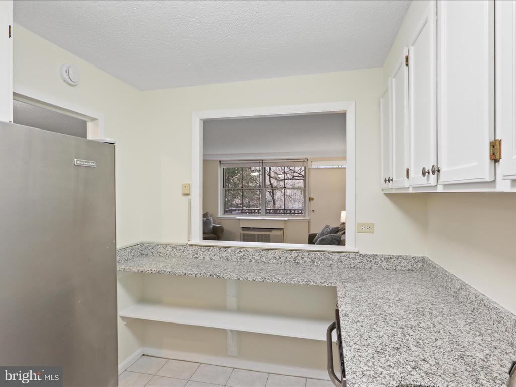 2030 ADAMS STREET 404