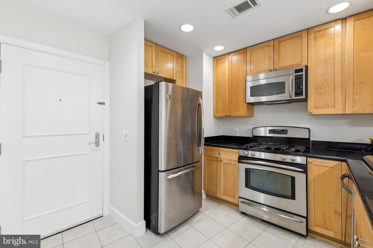3600 S Glebe Rd #427w