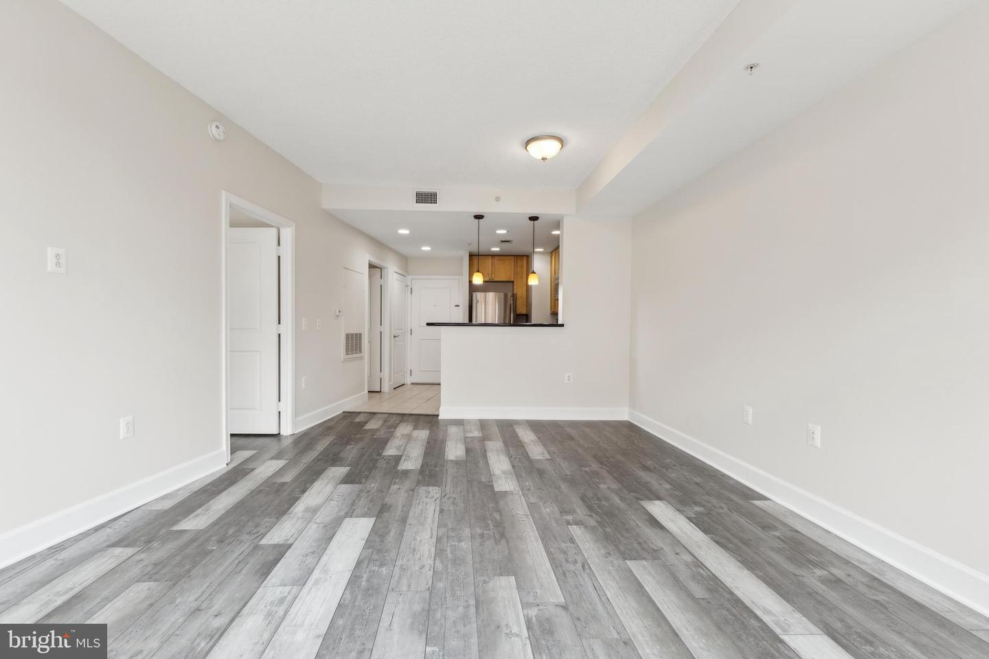 3600 S Glebe Rd #427w