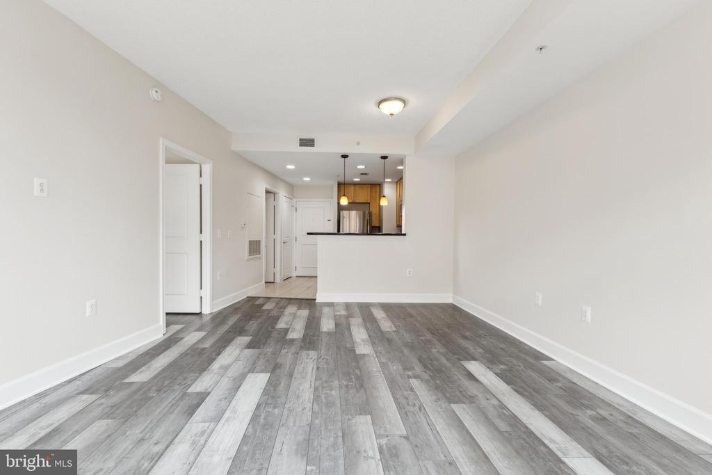 3600 S Glebe Rd #427w