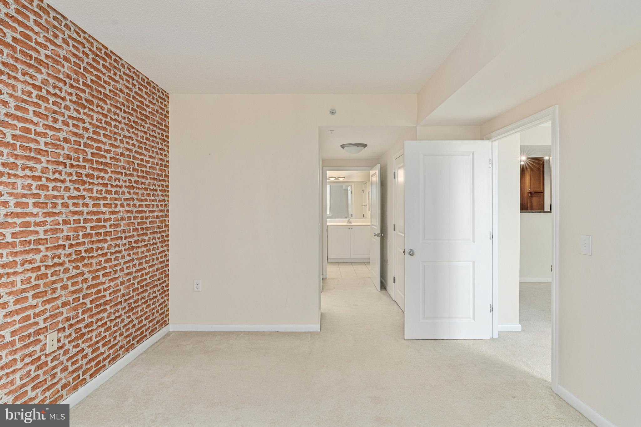 851 N Glebe Rd #1407
