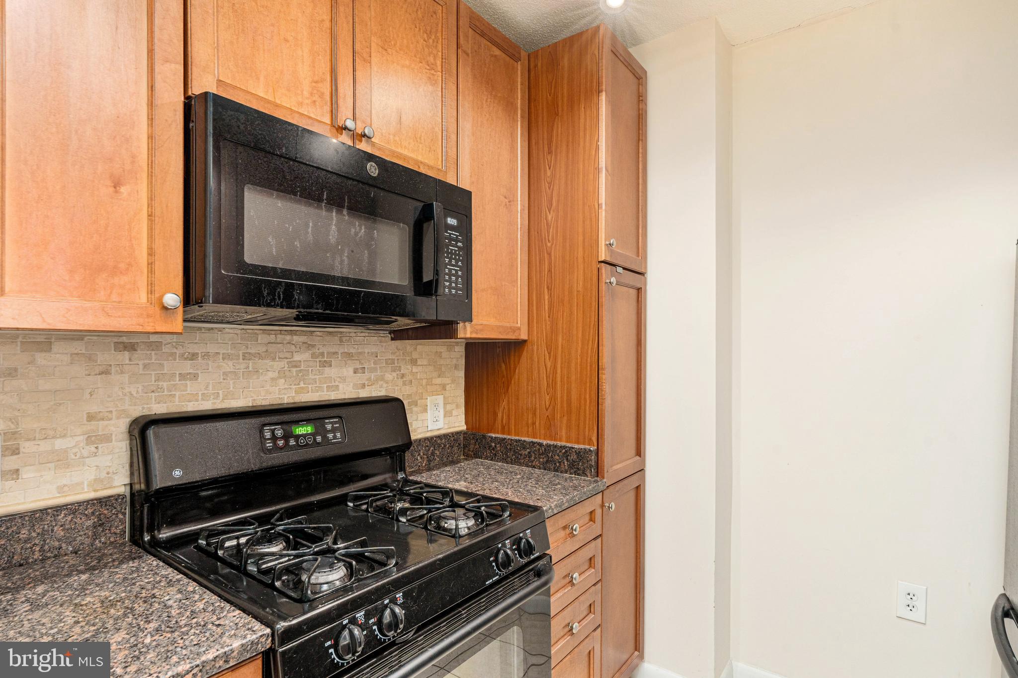 851 N Glebe Rd #1407