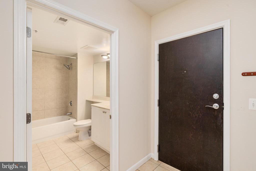 851 N Glebe Rd #1407