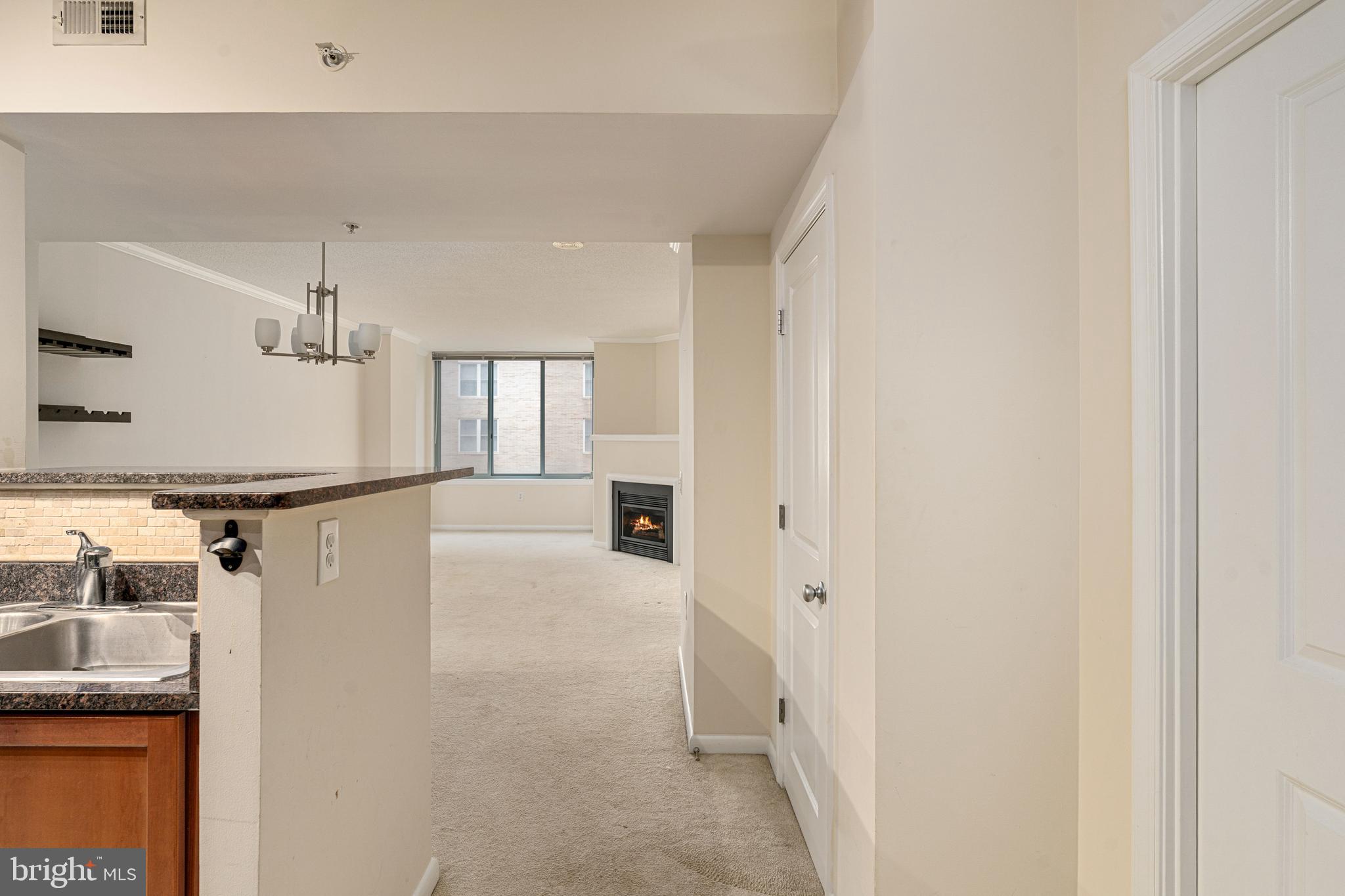 851 N Glebe Rd #1407