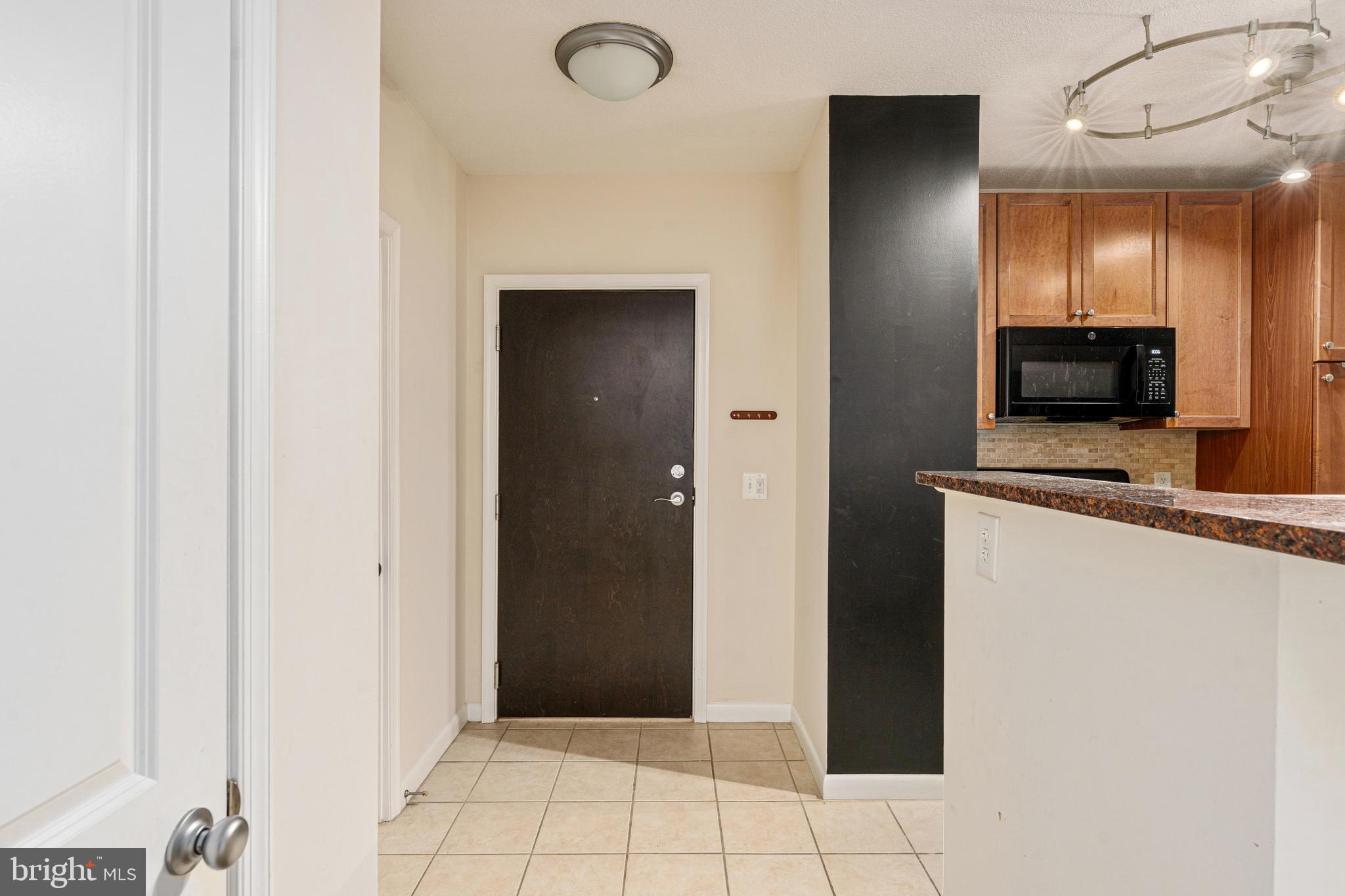 851 N Glebe Rd #1407