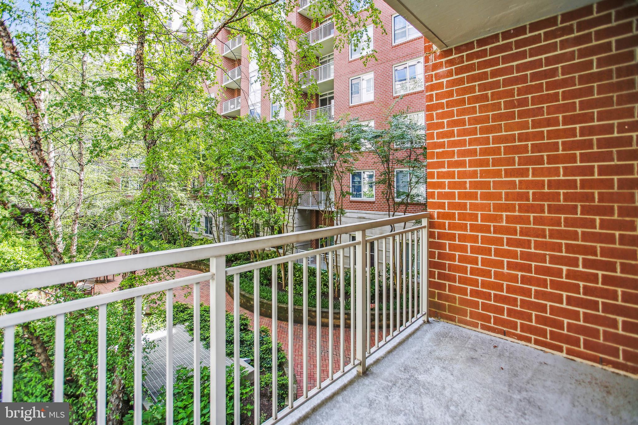 820 N POLLARD ST #203
