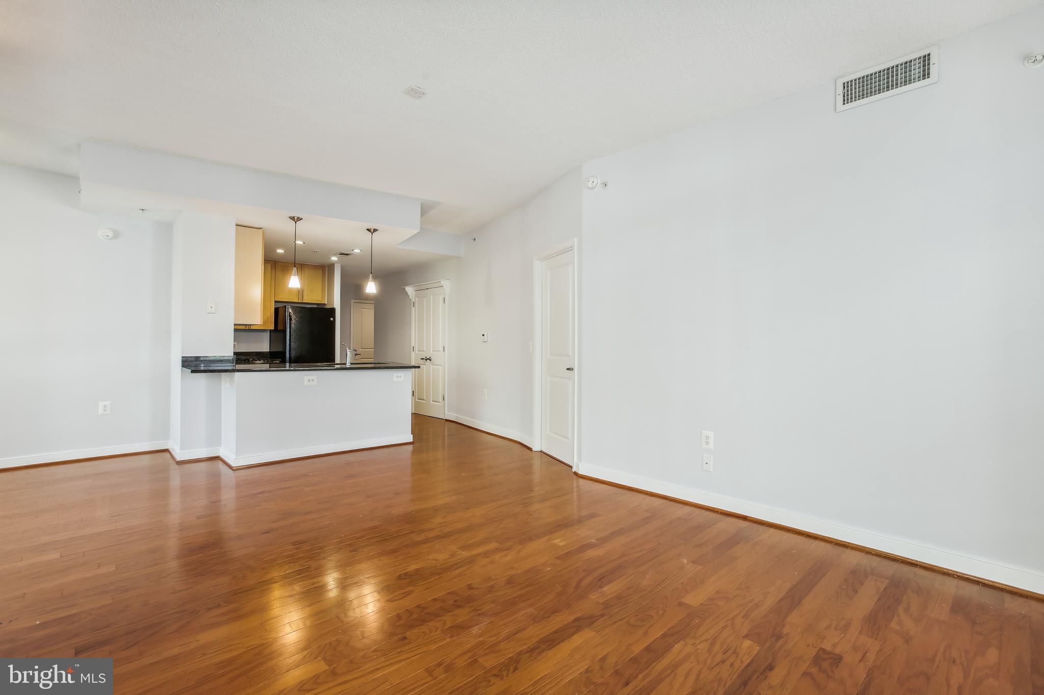 820 N POLLARD ST #203