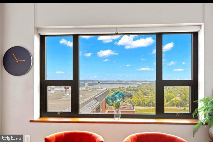 1021 ARLINGTON BLVD #1301