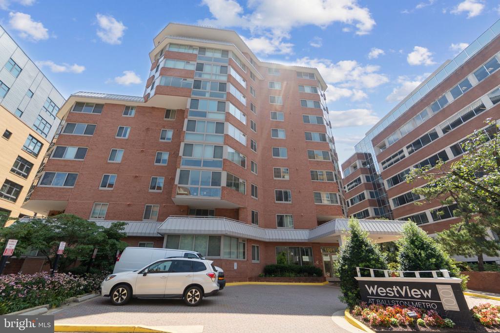 1001 N VERMONT STREET 212
