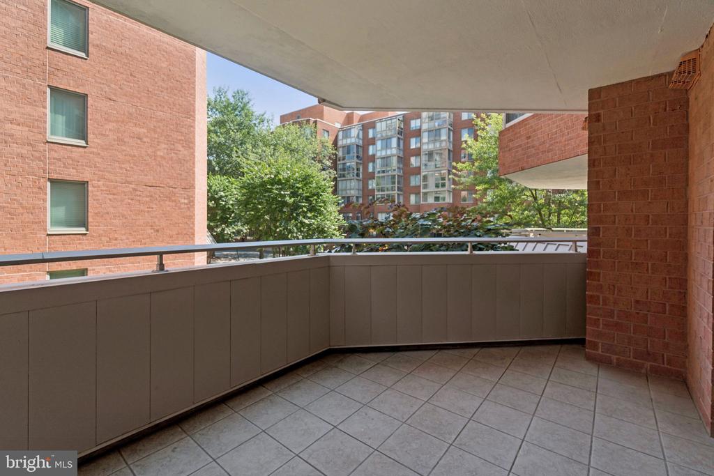 1001 N VERMONT STREET 212