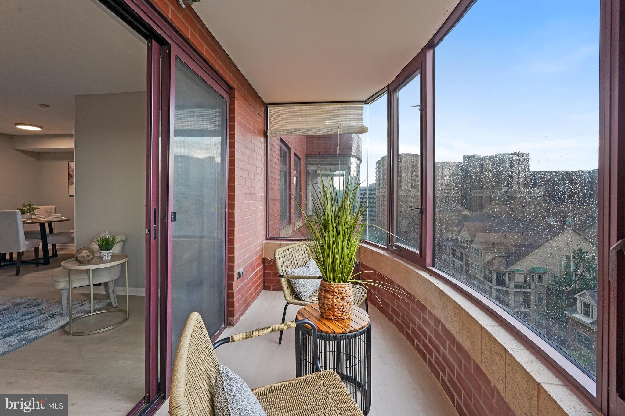 2400 Clarendon Blvd #811