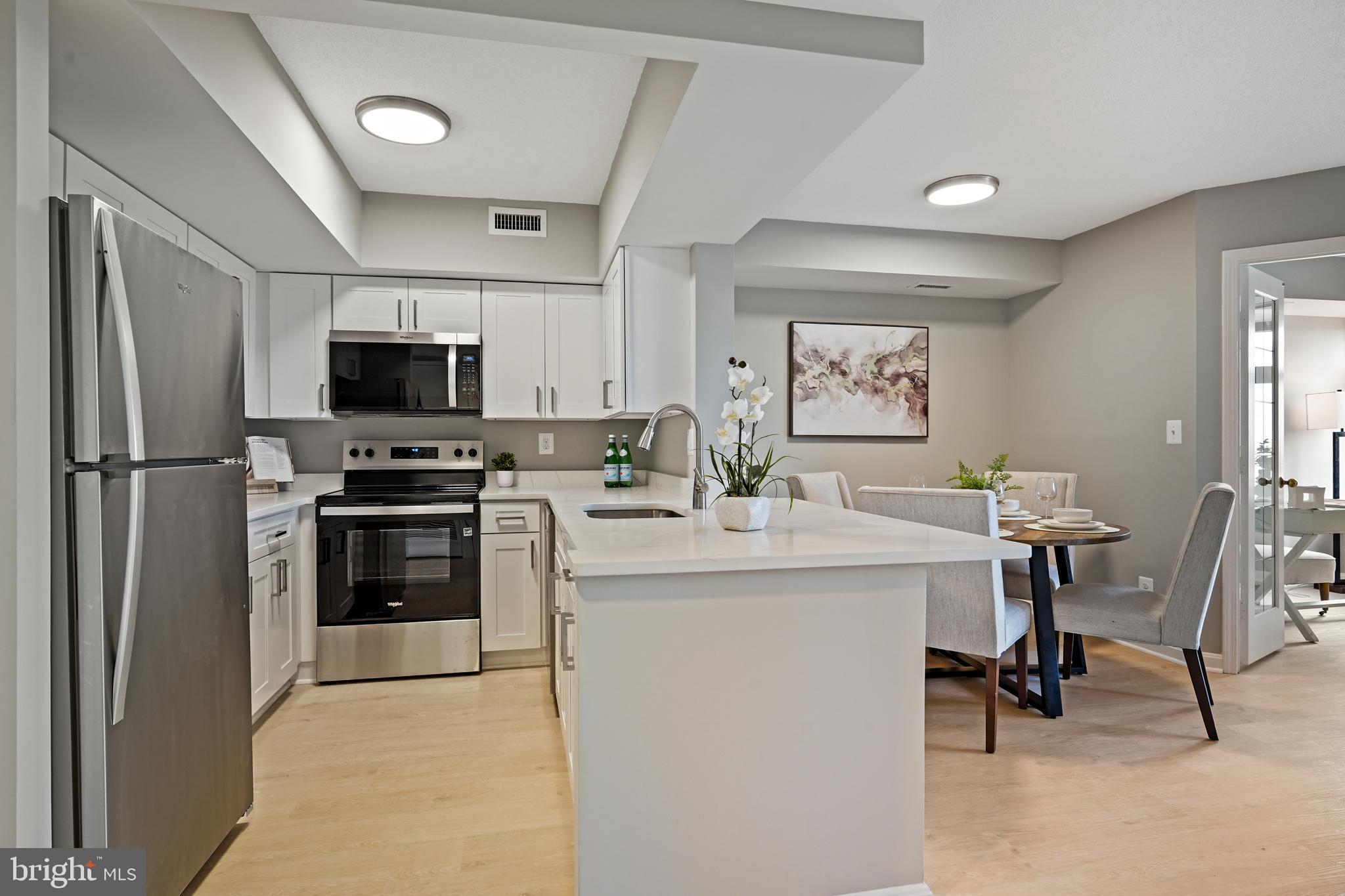 2400 Clarendon Blvd #811