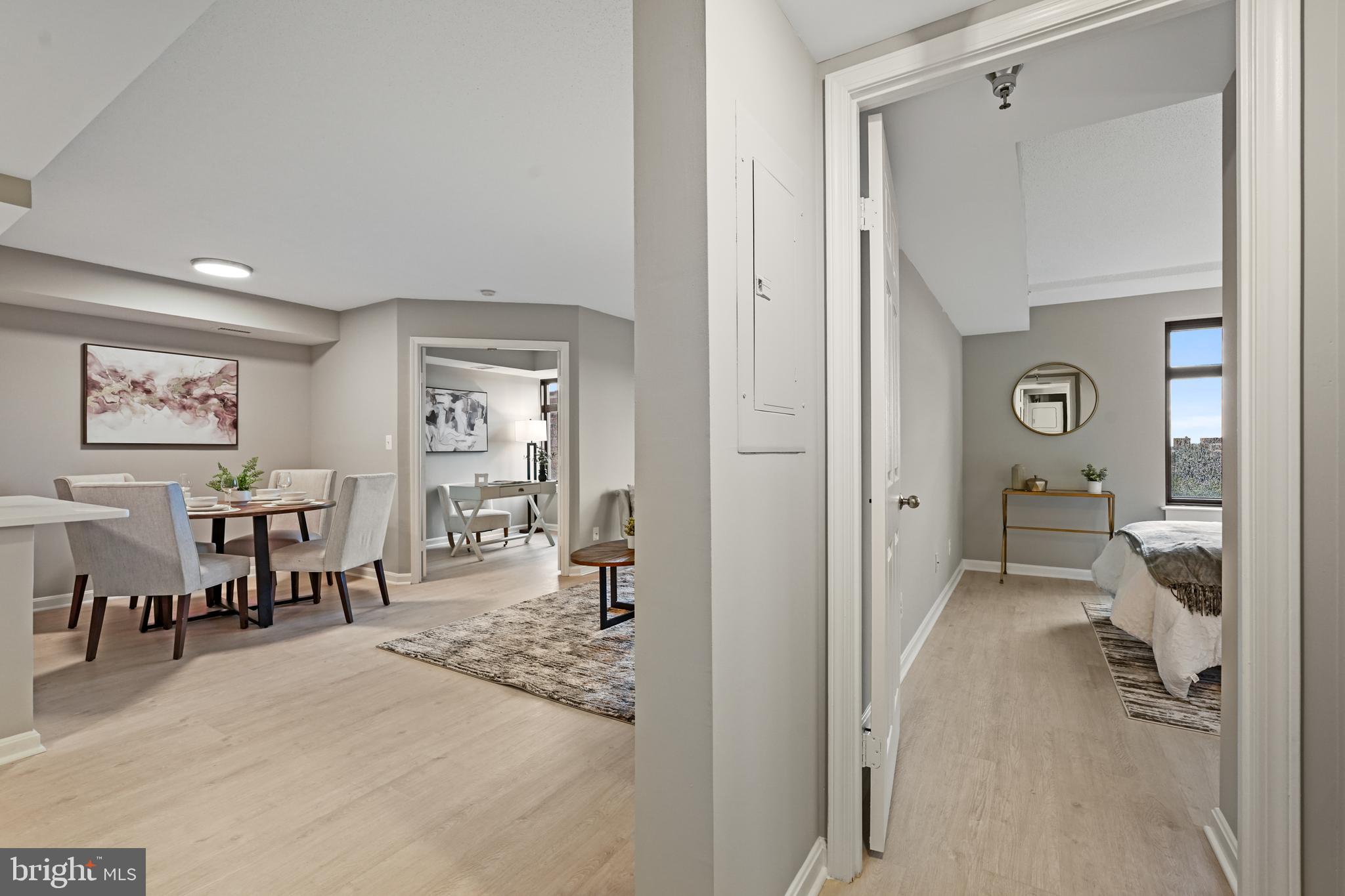 2400 Clarendon Blvd #811