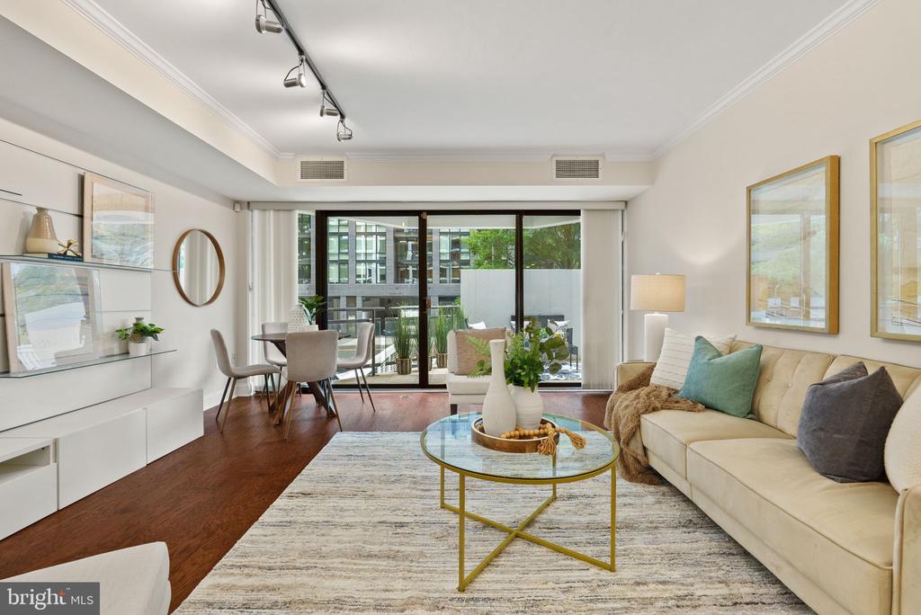 1530 Key Blvd #203