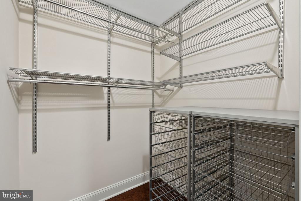 1530 Key Blvd #203
