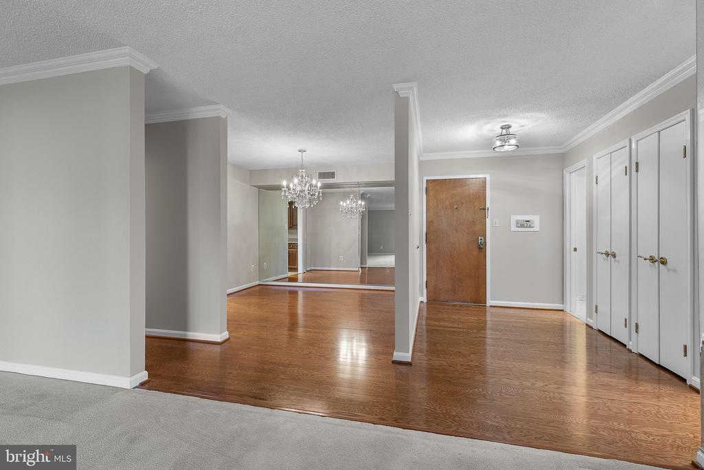 1101 S Arlington Ridge Rd #214