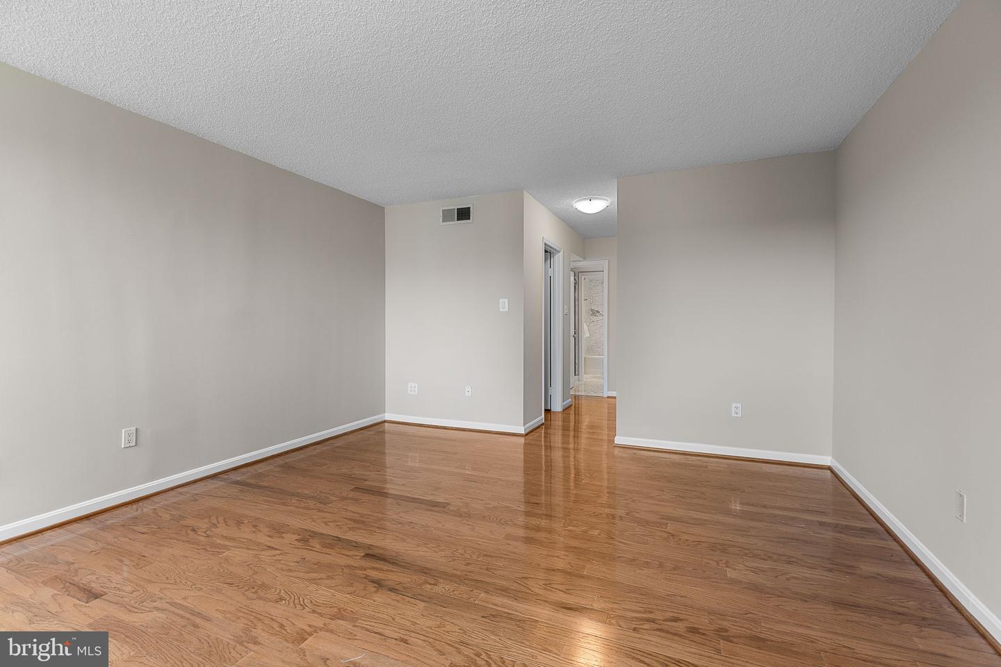 1101 S Arlington Ridge Rd #214
