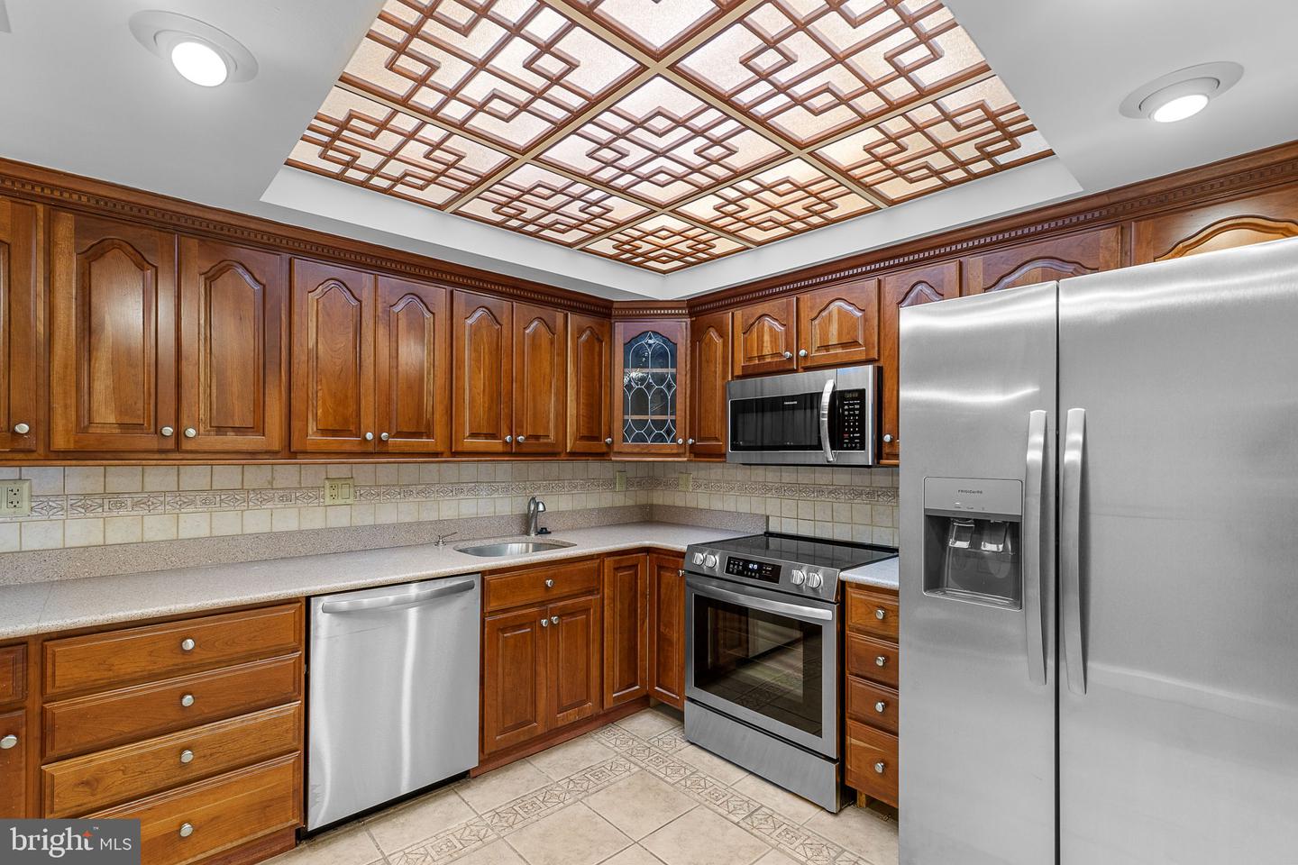 1101 S Arlington Ridge Rd #214