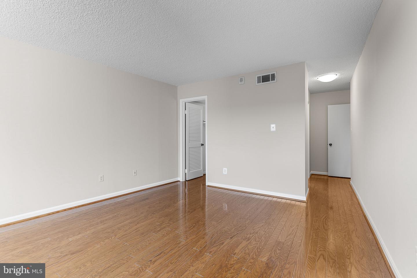 1101 S Arlington Ridge Rd #214