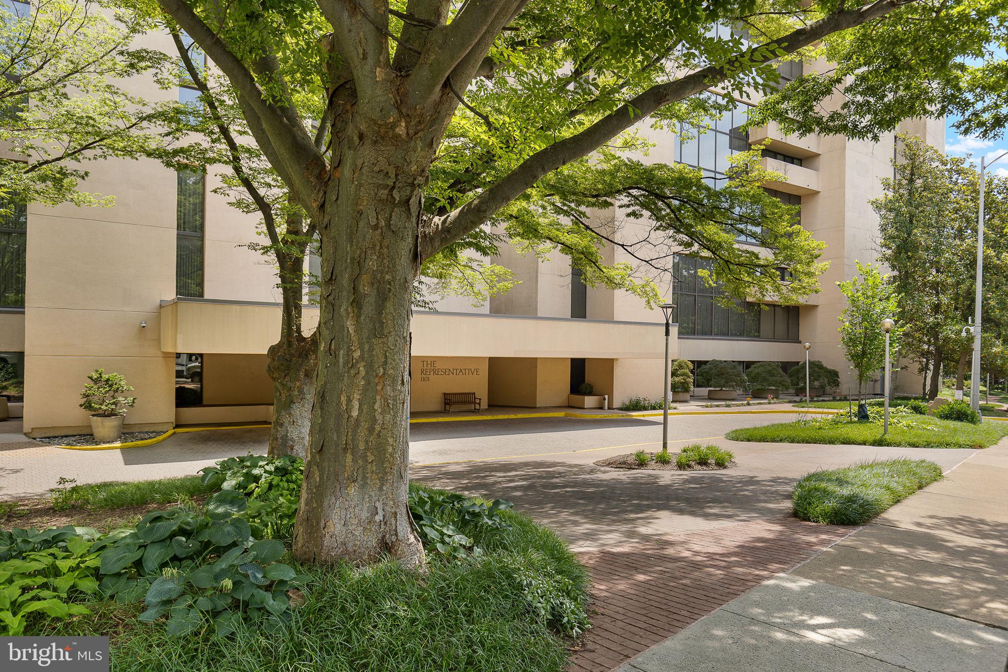 1101 S Arlington Ridge Rd #214
